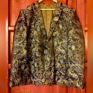 Tallia Suite Jacket size 58L. Gold/Blue/Black Paisley
